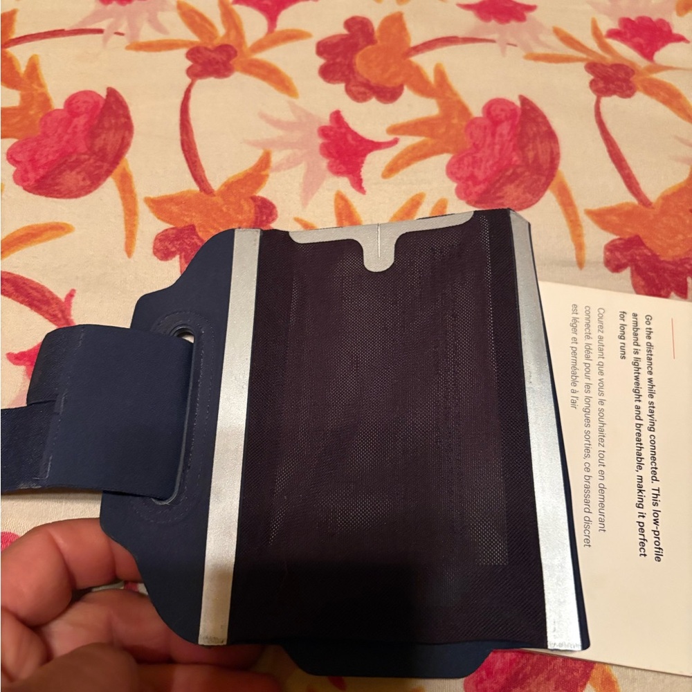 Lululemon Athletica Midnight Blue Armband